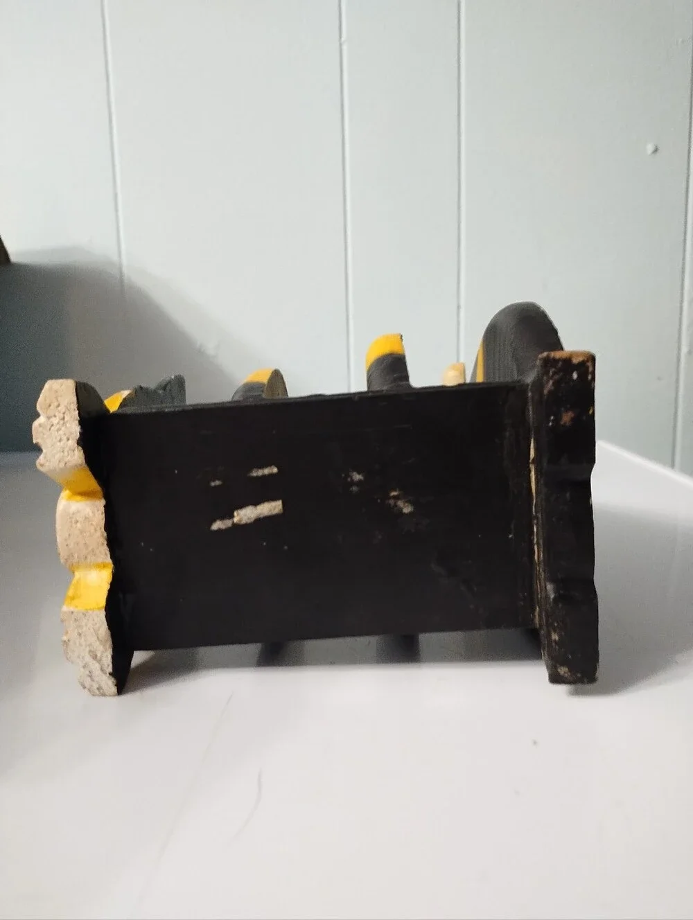 Folk Style Painted Wood Cat Napkin/Letter Holder - Picture 8 of 8